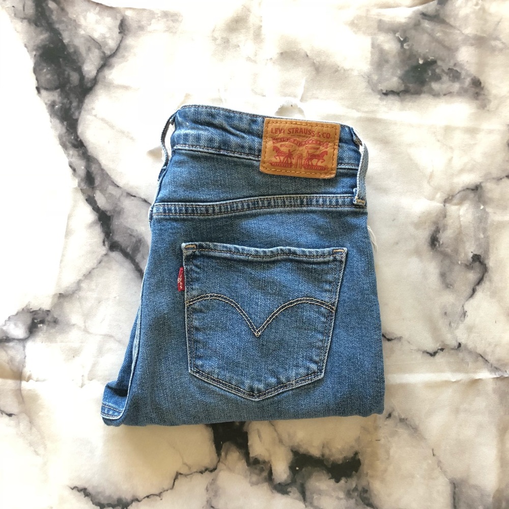 Levi High Rise Skinny